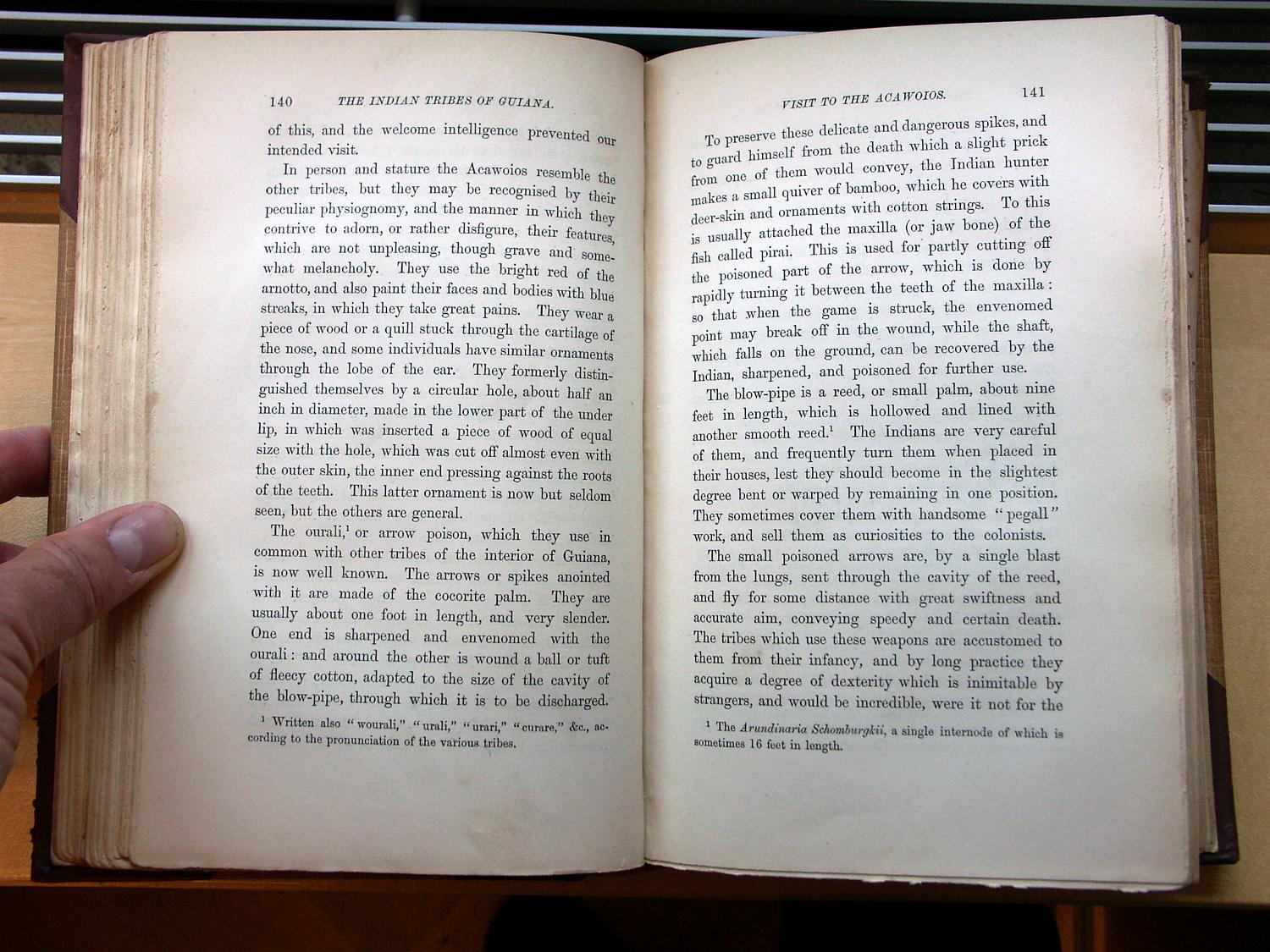 zz-bret68,s.140 acawaio,unter-lippe-scheibe und blasrohr und curare